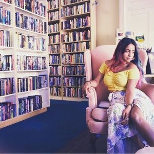 Meet your Posher, Noemi